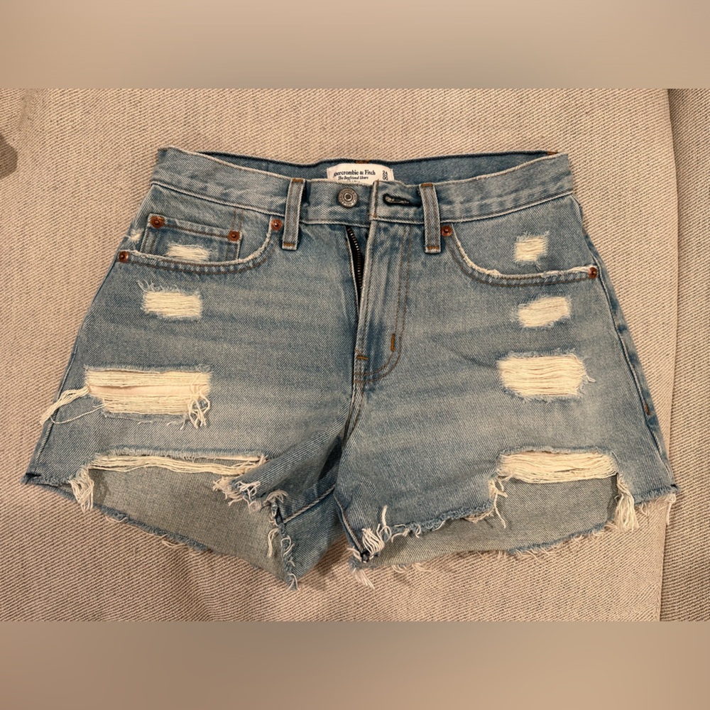 Abercrombie denim mid rise distressed shorts!